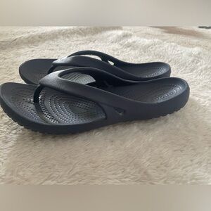 CROCS flip flop